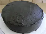 Elevate your cakes and cupcakes with the power of black icing. Learn step-by-step how to make icing black and create bold, elegant frosting for your desserts.