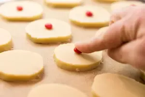 Get Mom's favorite Christmas shortbread cookie recipes. Make hanging cookies for coffee mugs, and the best old fashioned shortbread cookies for the Holidays. 