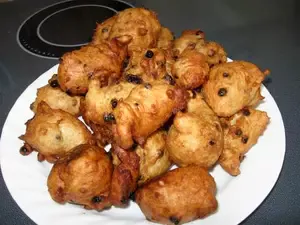 Get traditional Dutch dessert recipes to make amazingly delicious Dutch apple pudding, oliebollen, quark strudel, poffertjes, and lots of Dutch treats.