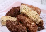 Get yummy homemade candy bar recipes and make your own wholesome chocolate bars for snacking on or for gift giving. Enjoy Sweet Maries, Almond Bars, and more.