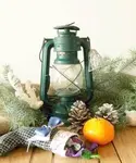 Use these vintage Christmas table decorations as a springboard for your creativity. Add a unique visual appeal to your holiday table and delight your guests.