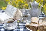 Get old fashioned cake recipes in rhyme and enjoy poetry along with your dessert. Bake delicious homemade rhyming cakes suitable for serving on any occasion.