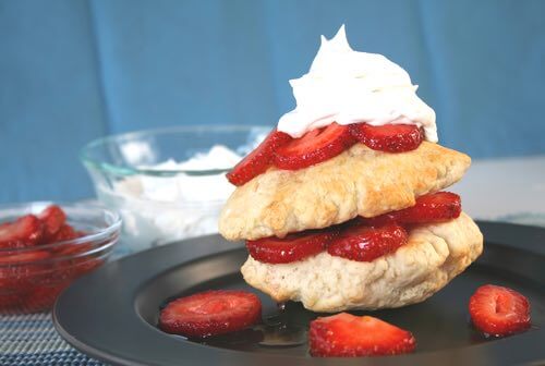 Get Grandma's old fashioned strawberry shortcake recipes and make shortcake desserts that are easy to prepare and so good tasting everyone will want seconds.