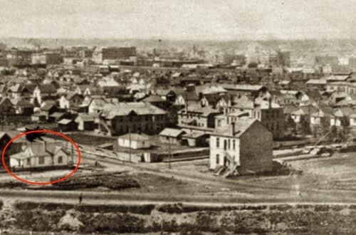 McIlmoyle House in Calgary, Alberta circa 1911