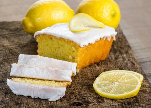 Get Grandma's old fashioned lemon cake recipes and make delicious homemade cakes that are naturally flavoured with the fresh, zesty taste of real lemons.
