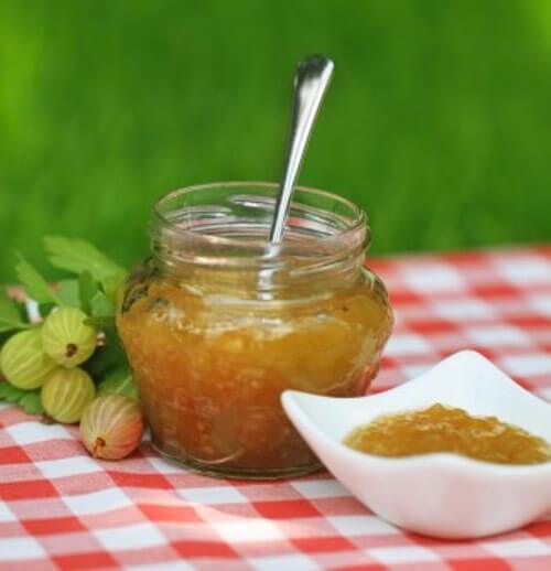 Get traditional South African Dessert recipes with a West Cape Dutch influence. Enjoy making almond cake, green tomato preserves, and delicious fruit jams.