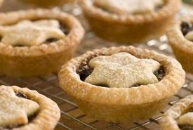 Mincemeat Tarts Decorated with a Bethlehem Star