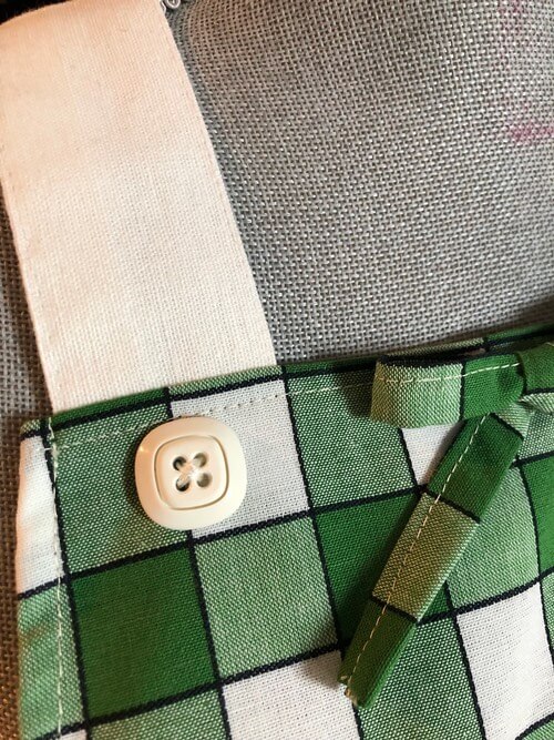 Handmade Kitchen Apron Featuring Fine Sewing Detail