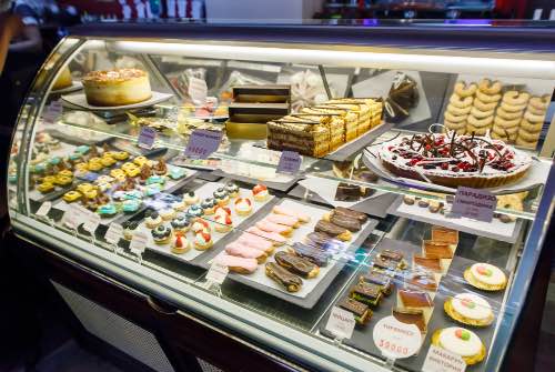 Confectionery Pastry Display