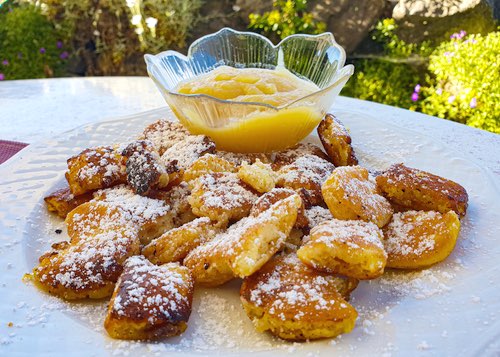 Kaiserschmarrn with Applesauce