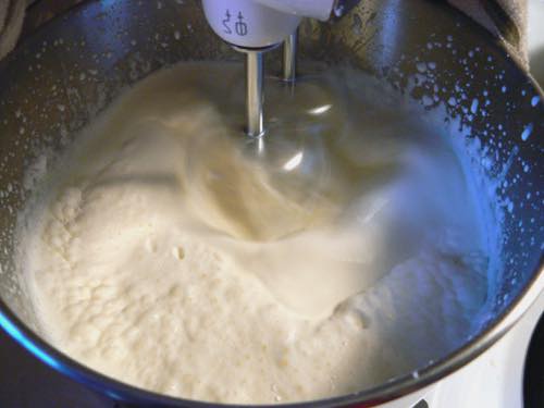 Making Stabilized Whipped Cream